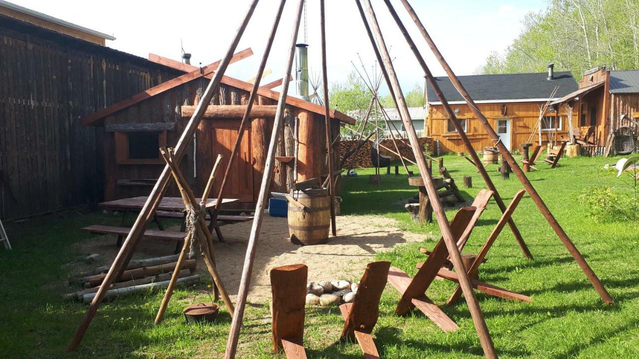 Hebergement De La Montagne St-Roch Saint Roch de Mekinac Ngoại thất bức ảnh